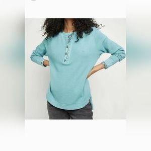 Free People Fasl For You Henley Aspen Sky, size Small